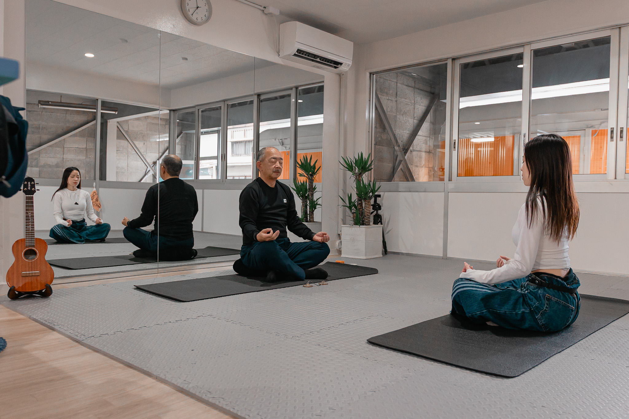 マインドフルネスヨガ